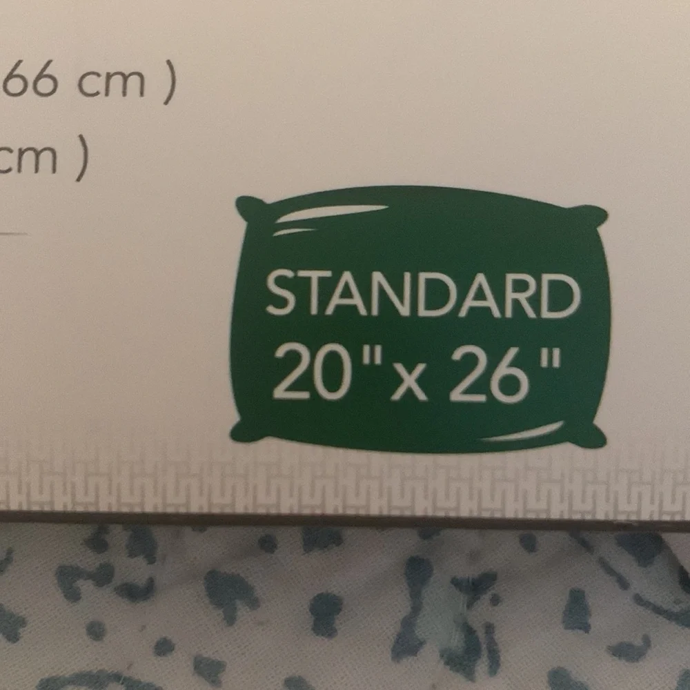 Satin pillowcases and eye mask - Picture 9 of 9